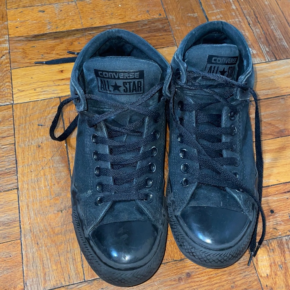 Women size 9 Mens size 7 used Converse High tops
